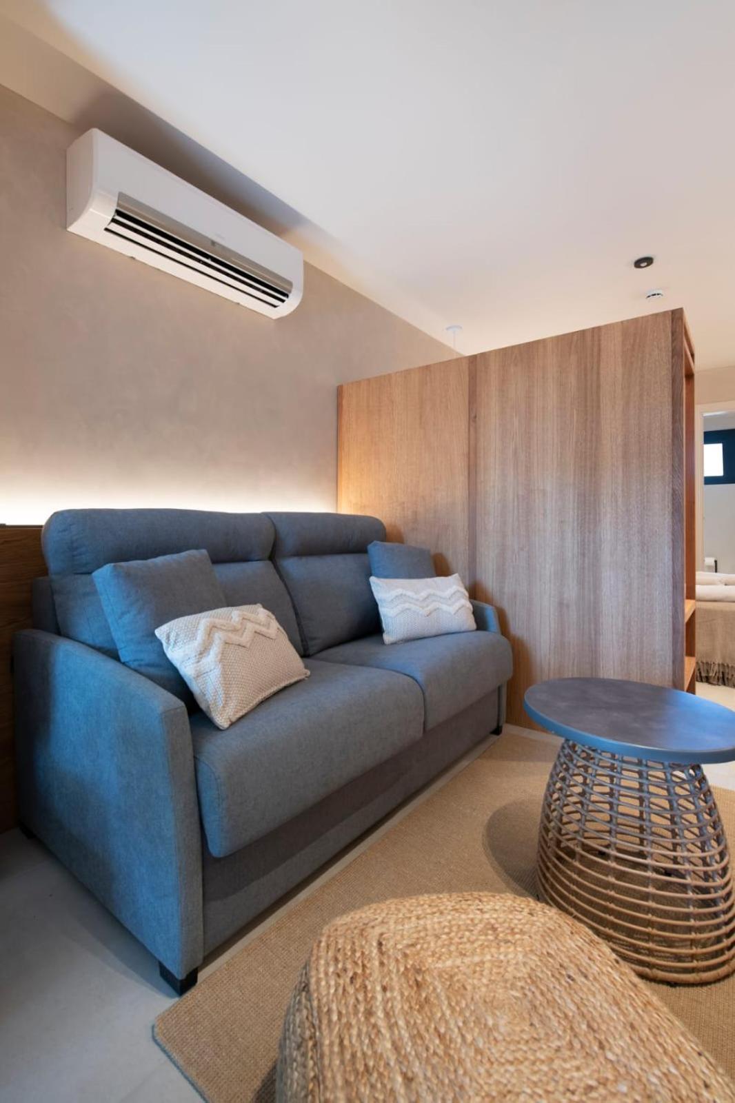 Apartamentos Balisse Castelldefels Exterior photo